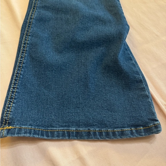 Women’s No Boundaries low rise flare sz 13 jeans - Picture 2 of 5